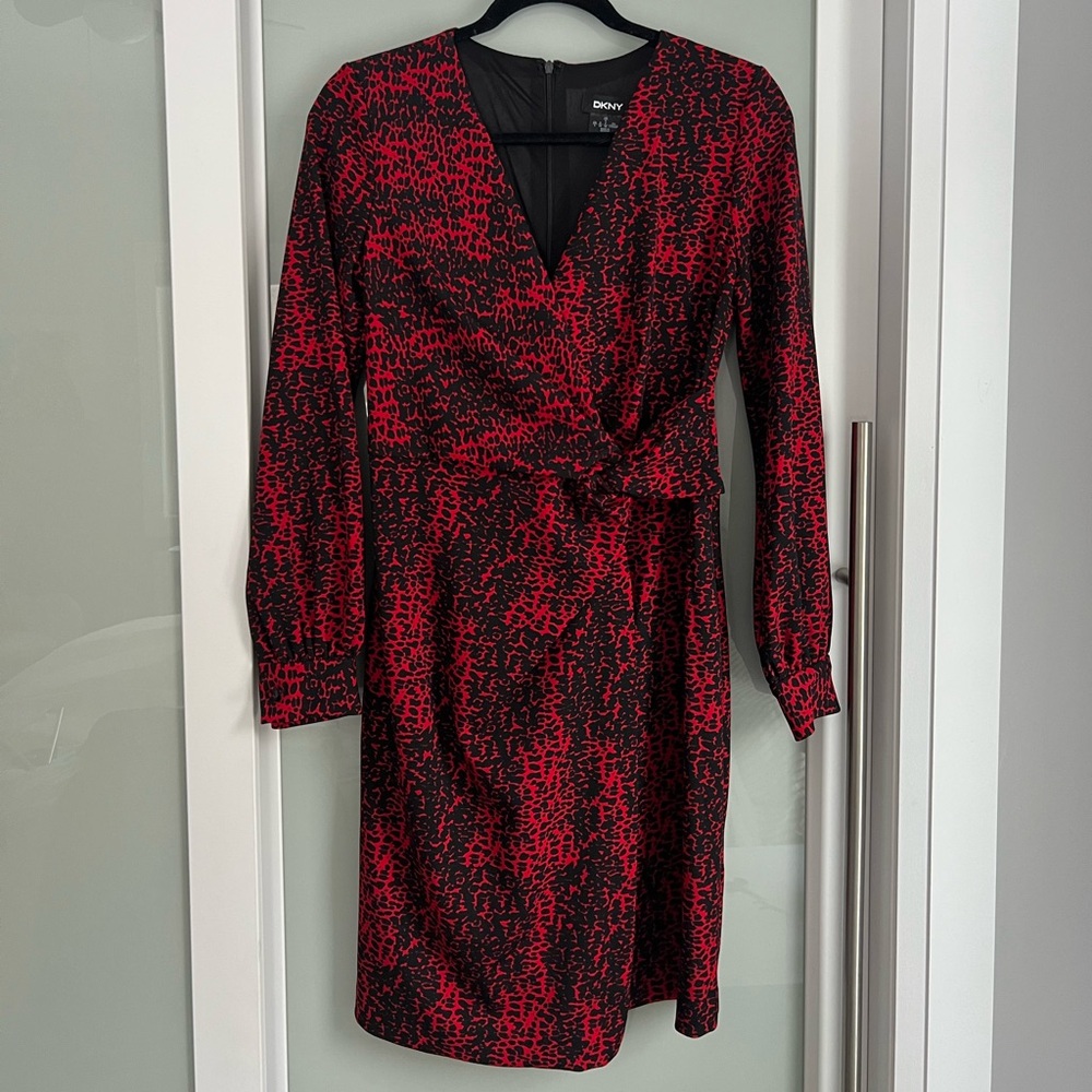 211 - DKNY Women’s Red and Black Dress